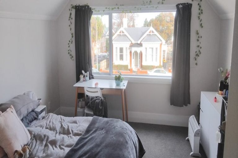 Photo of property in 28 Duke Street, North Dunedin, Dunedin, 9016