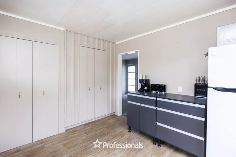 Photo of property in 2/71 Gemstone Drive, Birchville, Upper Hutt, 5018