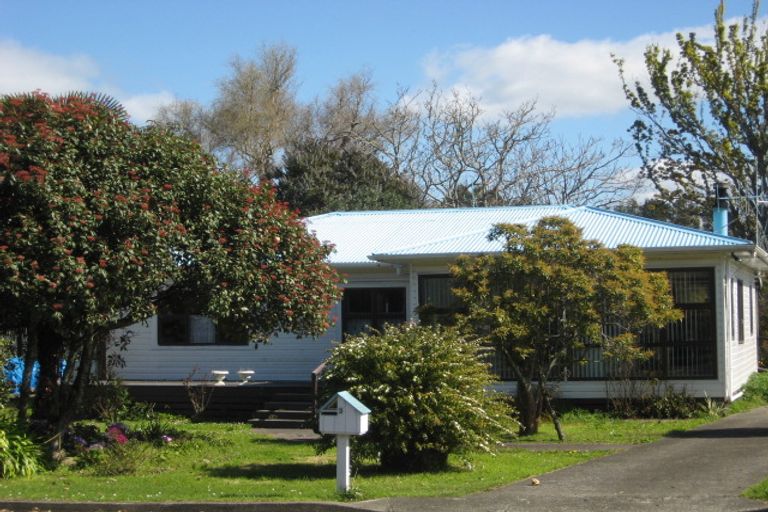 Photo of property in 3 Kowhai Avenue, Edgecumbe, 3120