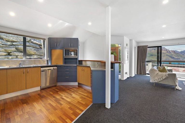 Photo of property in 1/43 Belfast Terrace, Queenstown, 9300