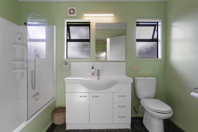 Photo of property in 14 Valley Road, Browns Bay, Auckland, 0630