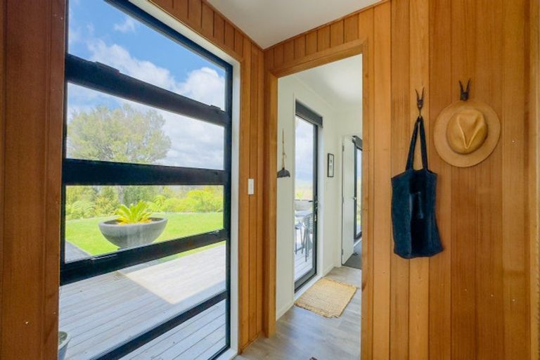 Photo of property in 13 Kaipapaka Row, Te Rerenga, Coromandel, 3582