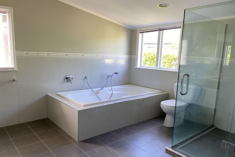 Photo of property in 480 Paremoremo Road, Paremoremo, Auckland, 0632