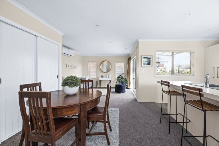 Photo of property in 34a Park Road, Greenmeadows, Napier, 4112