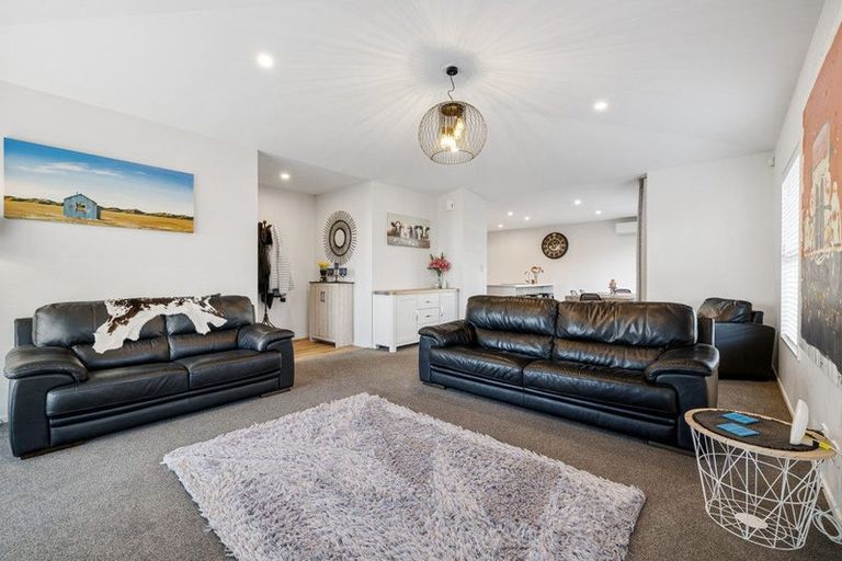 Photo of property in 28 Te Hurunui Drive, Pegasus, 7612