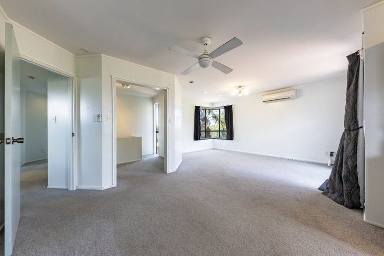 Photo of property in 8 Tane Street, New Lynn, Auckland, 0600