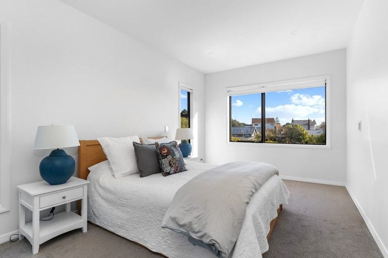 Photo of property in 19 Gwynfa Avenue, Cashmere, Christchurch, 8022