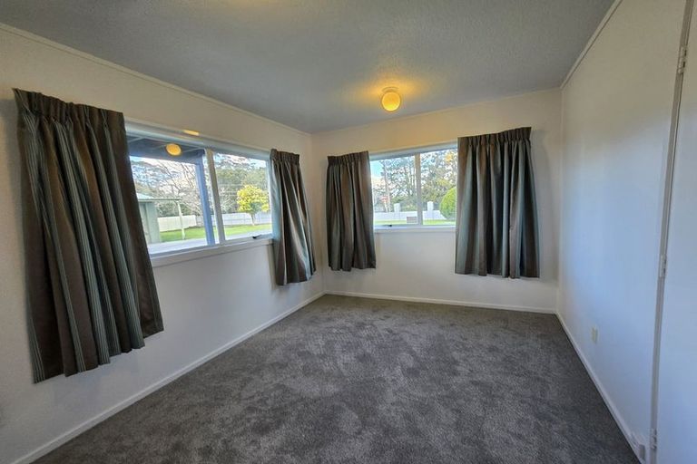 Photo of property in 6 Deacon Road, Riverhead, Kumeu, 0892