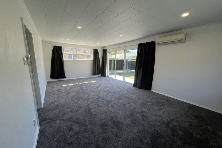 Photo of property in 13 Saint Ronans Avenue, Waterloo, Lower Hutt, 5011