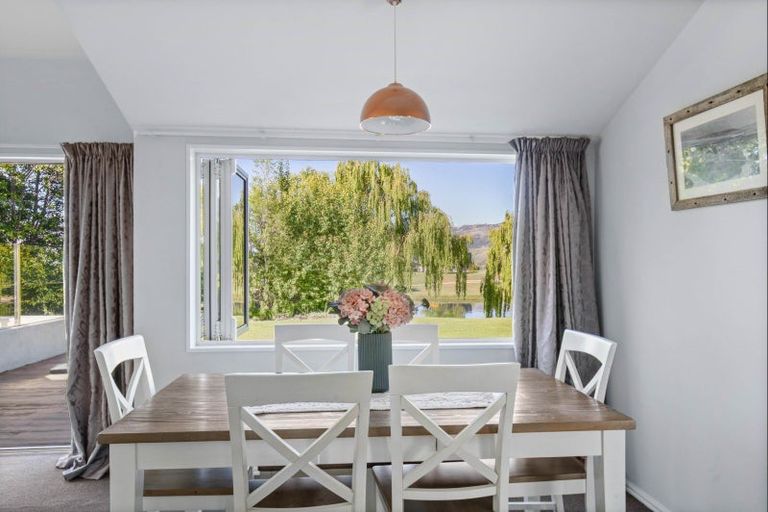 Photo of property in 27 Pisa Moorings Road, Mount Pisa, Cromwell, 9383