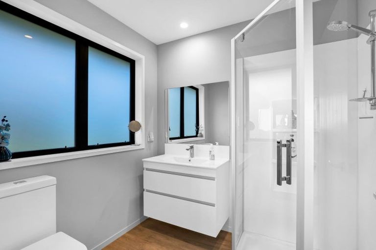 Photo of property in 18 Harkness Rice Way, Koru, New Plymouth, 4374