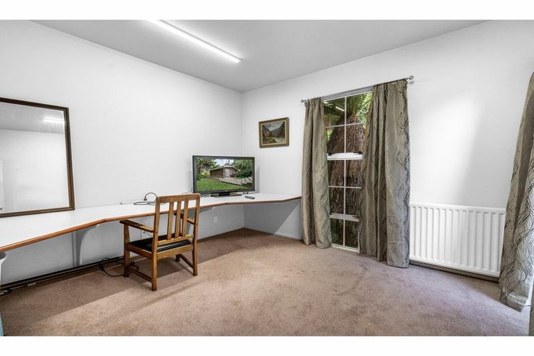 Photo of property in 31 Ruru Avenue, Otatara, Invercargill, 9879