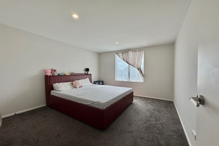 Photo of property in 5 Aeronautic Road, Takanini, 2112