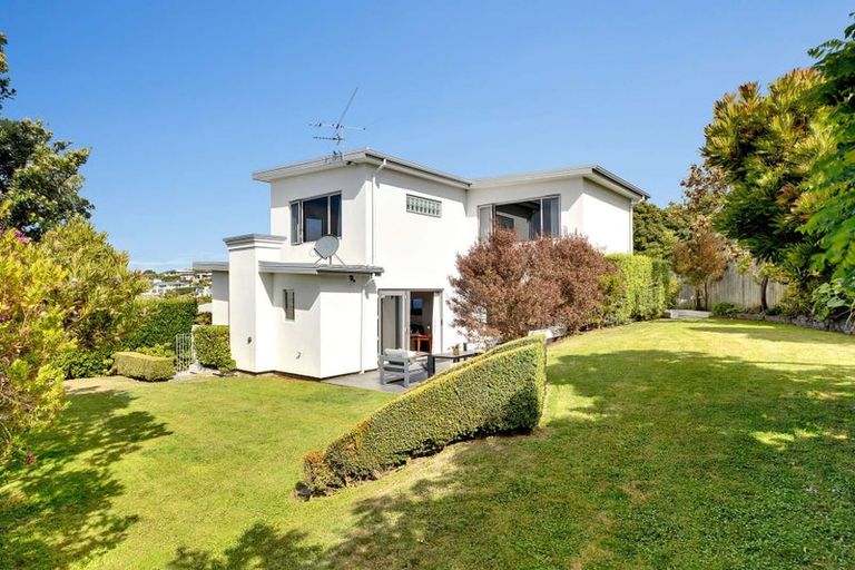 Photo of property in 3 Ledger Lane, Mount Pleasant, Christchurch, 8081