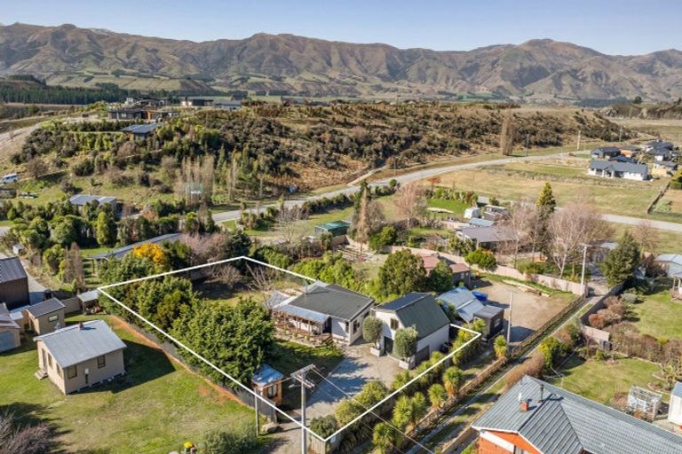 Photo of property in 113 Hopkins Street, Luggate, Wanaka, 9383