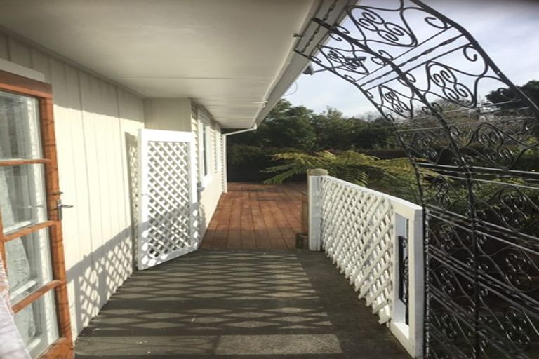 Photo of property in 76 Alexandra Street, Marton, 4710