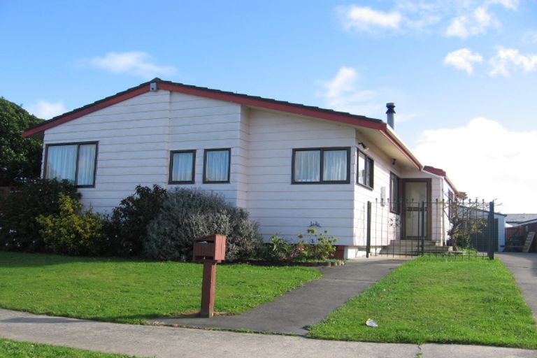Photo of property in 51 Geraldine Crescent, Cloverlea, Palmerston North, 4412