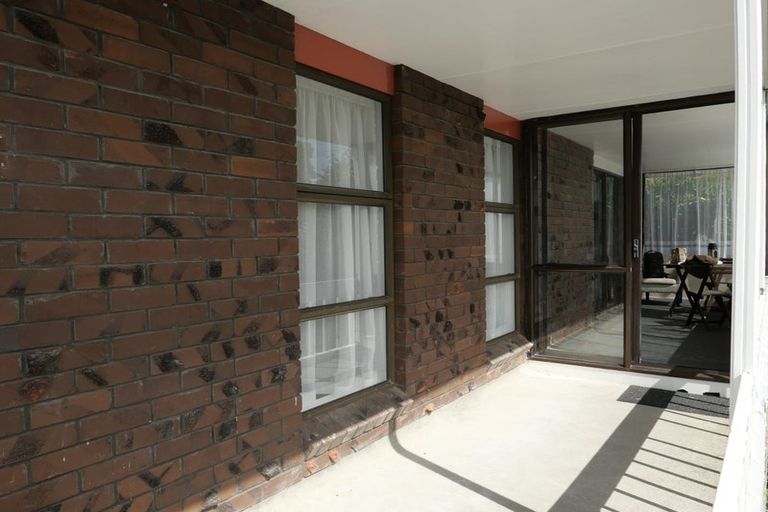 Photo of property in 37 Elizabeth Street, Waikanae, 5036