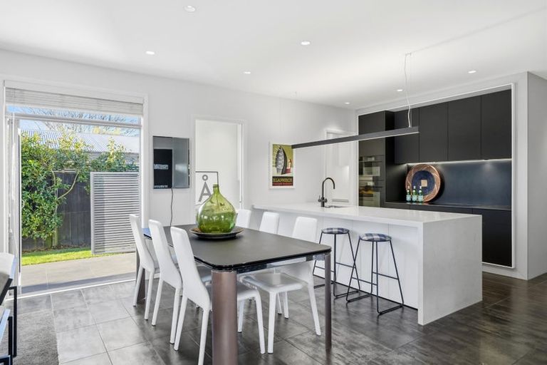 Photo of property in 66a Mansfield Avenue, St Albans, Christchurch, 8014