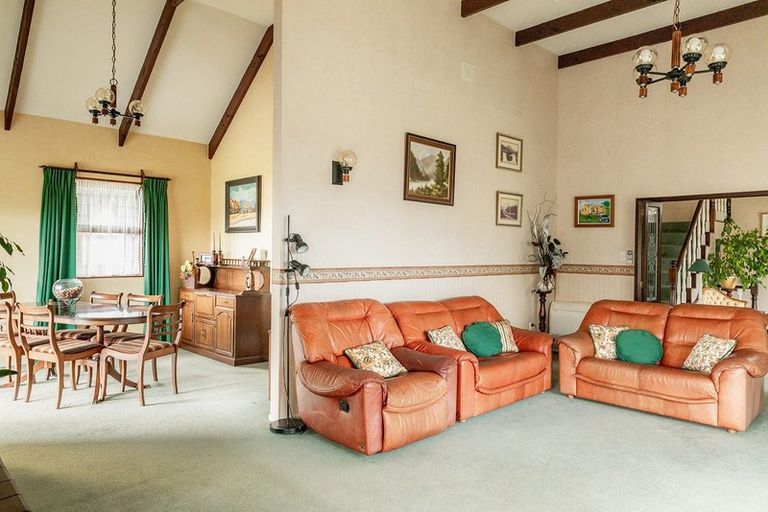 Photo of property in 27 Orowaiti Road, Westport, 7825