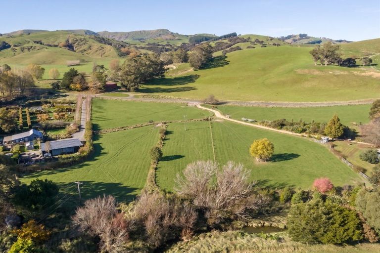 Photo of property in 1017b Longbush Road, Longbush, 5884