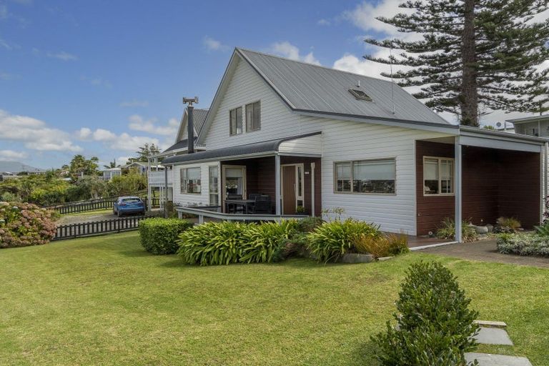 Photo of property in 90a Harbour View Road, Omokoroa, 3114