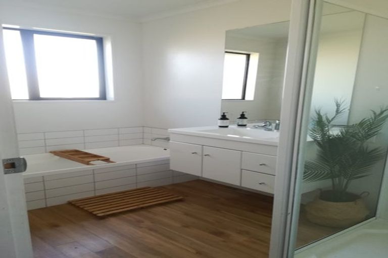 Photo of property in 36 Tremorne Avenue, Blenheim, 7201