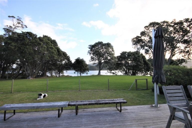 Photo of property in 69 Tangiteroria Lane, Pauanui, Hikuai, 3579