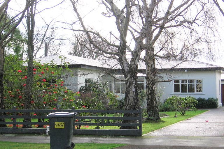 Photo of property in 21 Ake Ake Avenue, Hokowhitu, Palmerston North, 4410