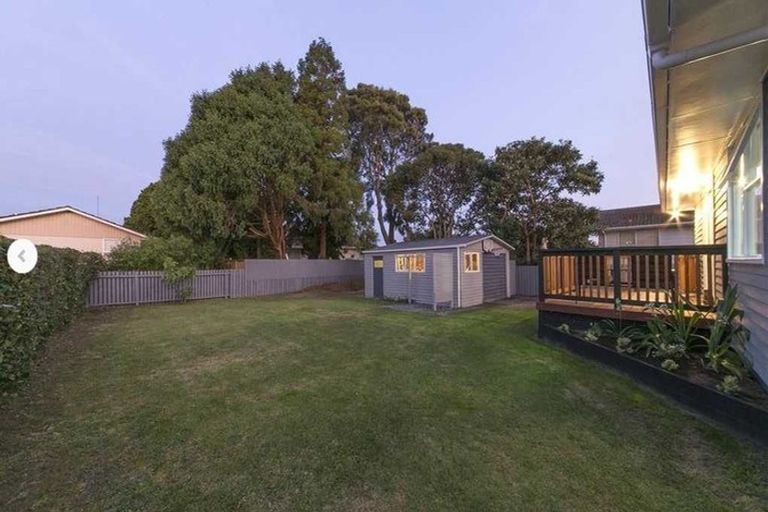 Photo of property in 28 Tabitha Crescent, Henderson, Auckland, 0612