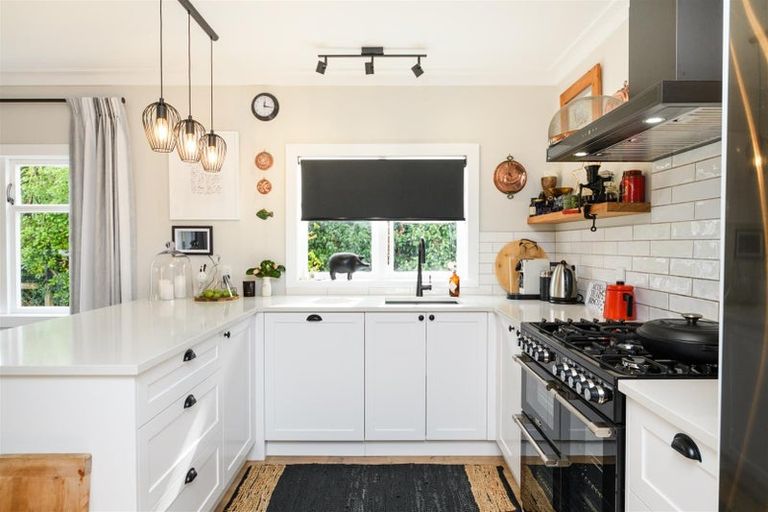 Photo of property in 41 Hammond Street, Bulls, 4818