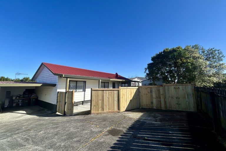 Photo of property in 2/14 Leven Lane, Totara Heights, Auckland, 2105