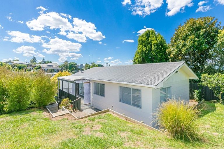 Photo of property in 97 Aberdeen Drive, Dinsdale, Hamilton, 3204