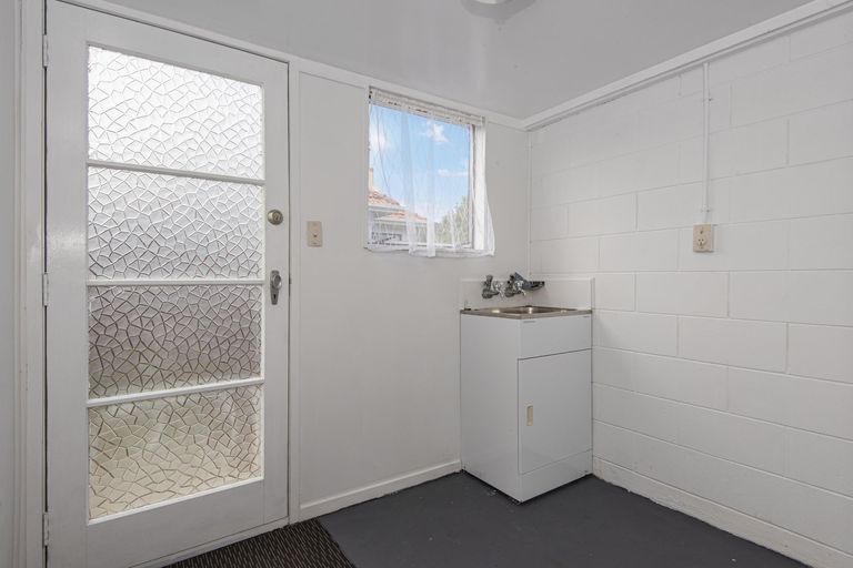 Photo of property in 6 Cairnfield Road, Kensington, Whangarei, 0112