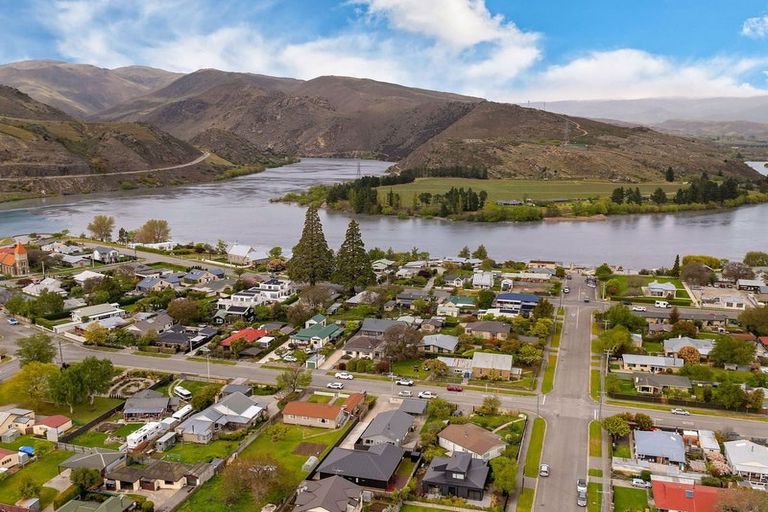 Photo of property in 23a Donegal Street, Cromwell, 9310