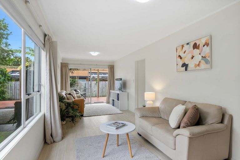 Photo of property in 3/252 Hibiscus Coast Highway, Orewa, 0931