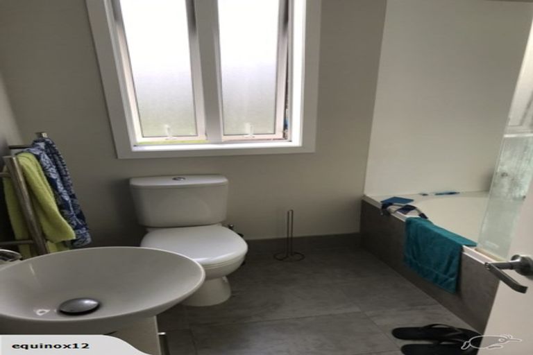 Photo of property in 1 Manawatere Way, Flat Bush, Auckland, 2019