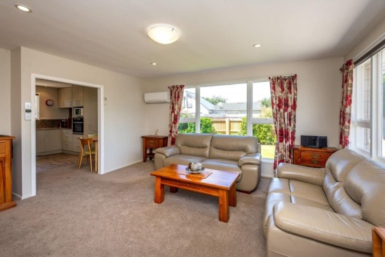 Photo of property in 1/15 Marriotts Road, North New Brighton, Christchurch, 8083
