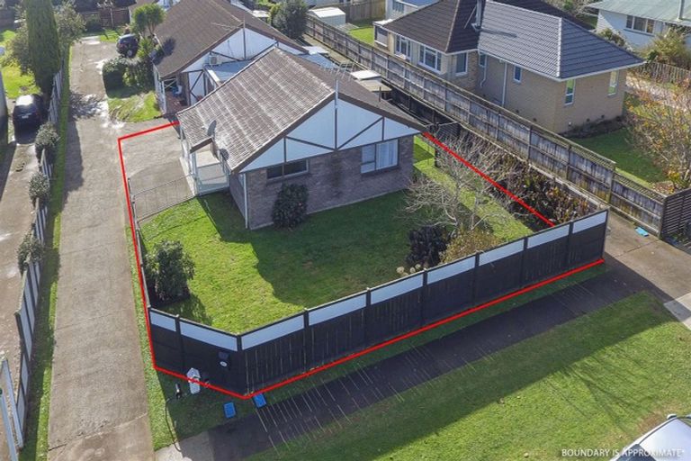 Photo of property in 1/8 Gibson Road, Tuakau, 2121