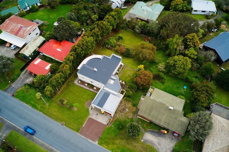 Photo of property in 15 St James Avenue, Helensville, 0800