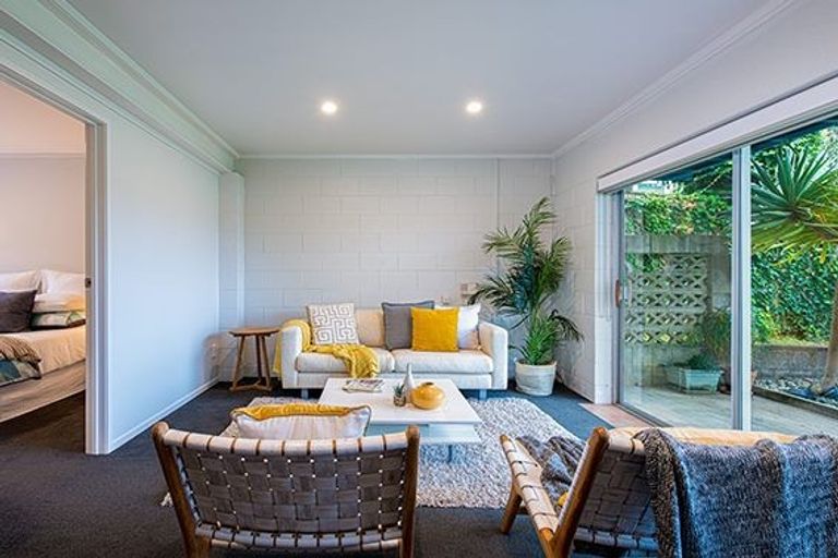 Photo of property in 30 Amante Crescent, Mairangi Bay, Auckland, 0630