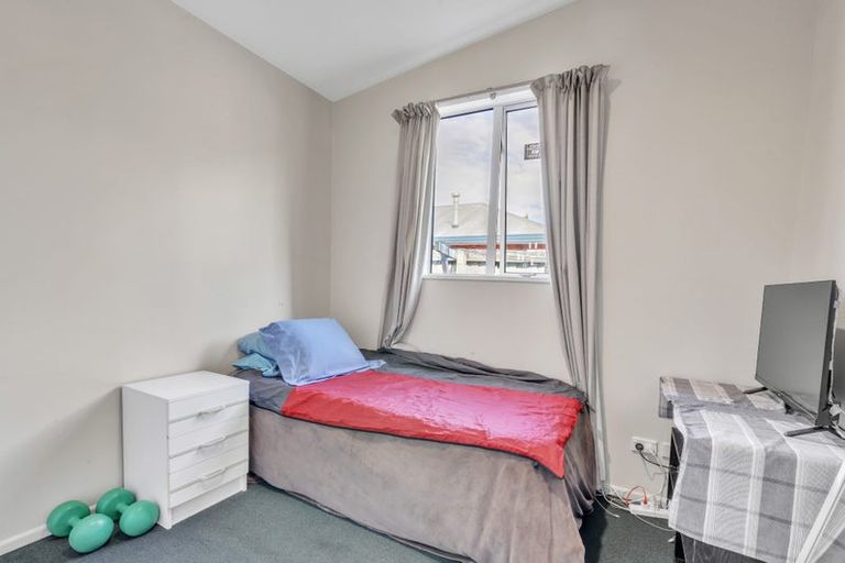 Photo of property in 3b Elizabeth Street, Riccarton, Christchurch, 8011