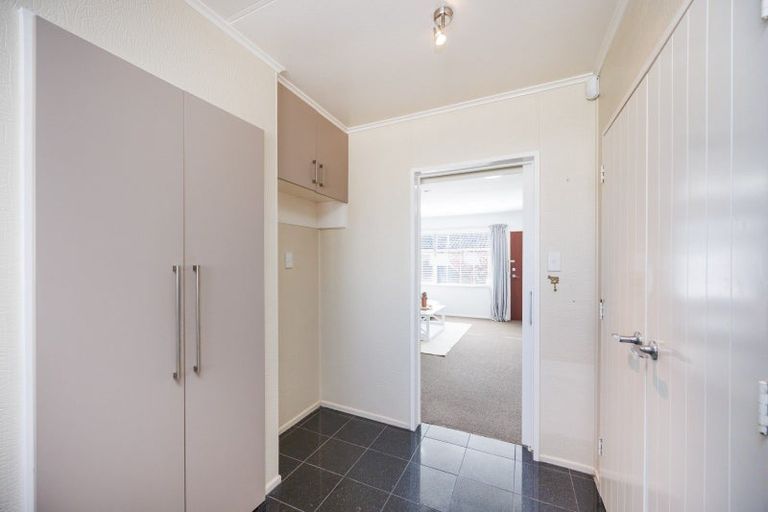 Photo of property in 3/360 College Street, West End, Palmerston North, 4410