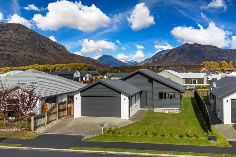 Photo of property in 31 Peterley Road, Lower Shotover, Queenstown, 9304