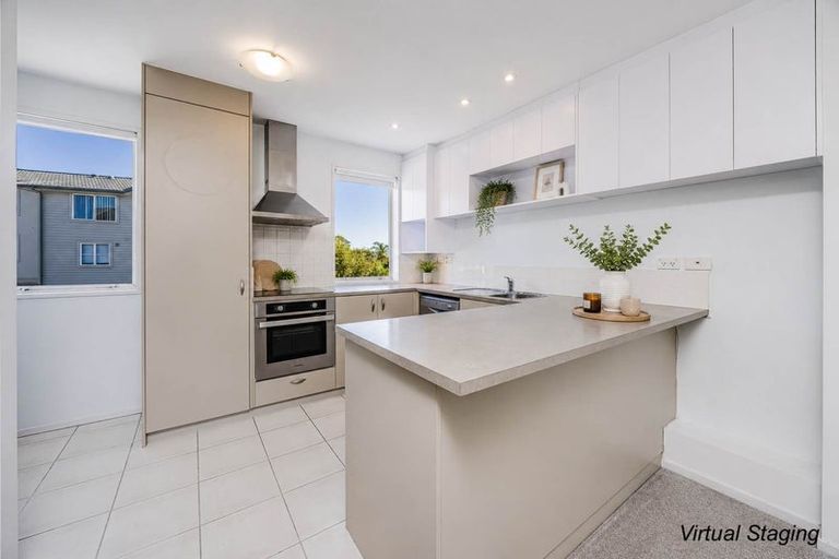 Photo of property in 6/30 Opito Way, East Tamaki, Auckland, 2013
