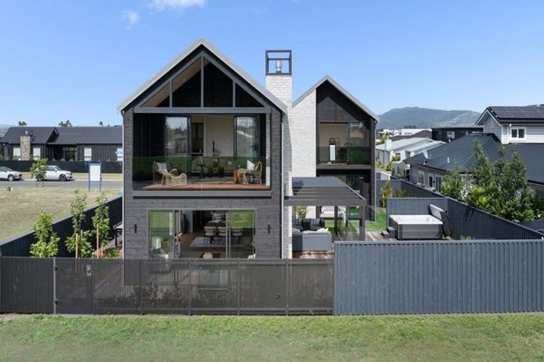 Photo of property in 43 Forstera Way, Papamoa Beach, Papamoa, 3118