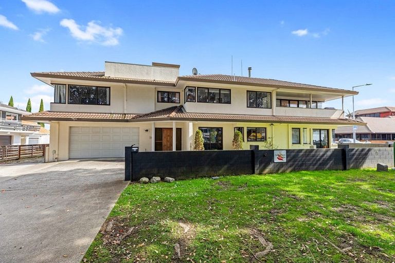 Photo of property in 2/182 Devonport Road, Tauranga, 3110