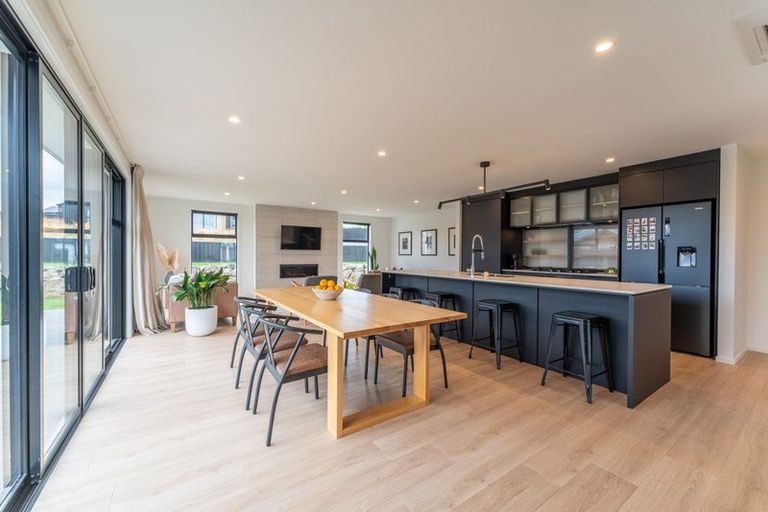 Photo of property in 43 Meadowstone Street, Gleniti, Timaru, 7910