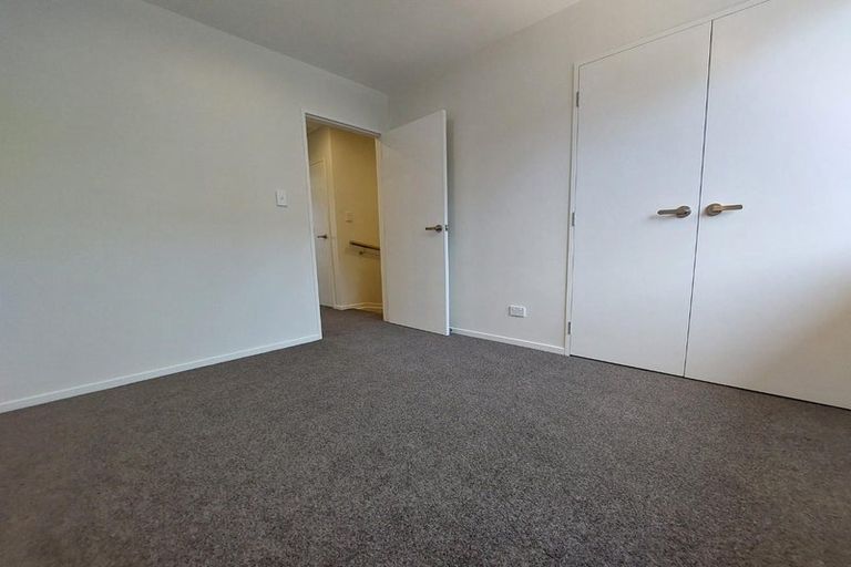 Photo of property in 7/474 West Coast Road, Glen Eden, Auckland, 0602