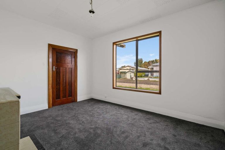 Photo of property in 60 Centre Street, Strathern, Invercargill, 9812